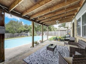 905  Pinehurst Drive , Arlington Texas 76012