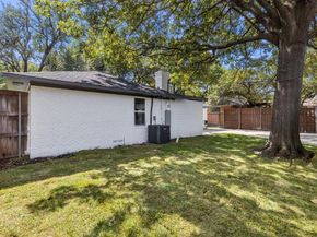 6333  Town Hill Lane , Dallas Texas 75214