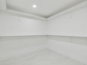 6333  Town Hill Lane , Dallas Texas 75214