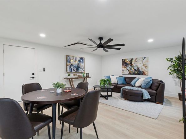 6333  Town Hill Lane , Dallas Texas 75214