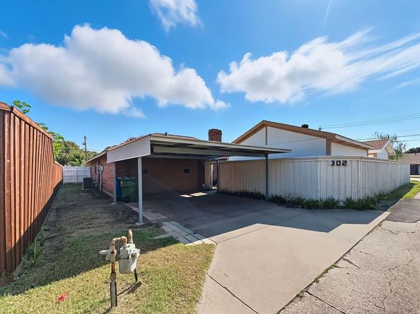 302  Apollo Road , Garland Texas 75040
