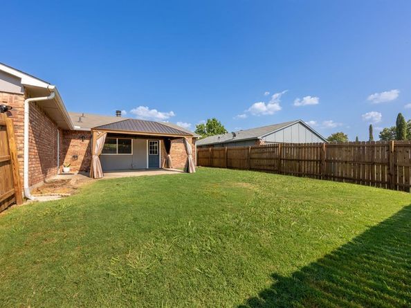 9210  Linda Vista Drive , Rowlett Texas 75088