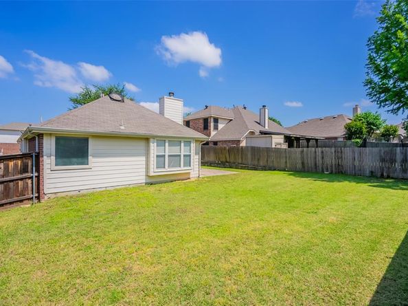 6909  Highland Crest Lane , Sachse Texas 75048