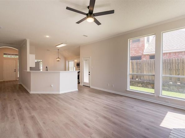 6909  Highland Crest Lane , Sachse Texas 75048