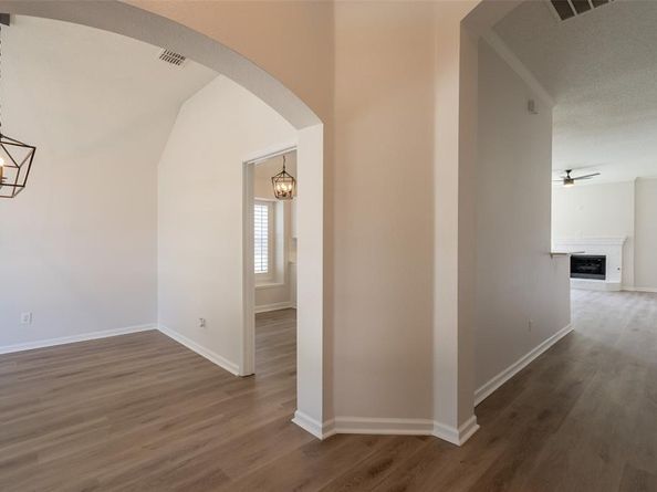 6909  Highland Crest Lane , Sachse Texas 75048