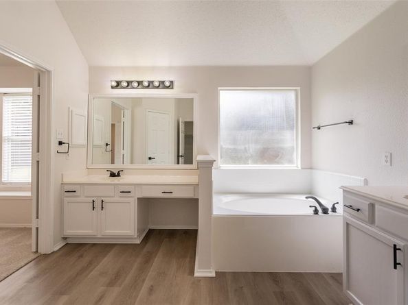 6909  Highland Crest Lane , Sachse Texas 75048