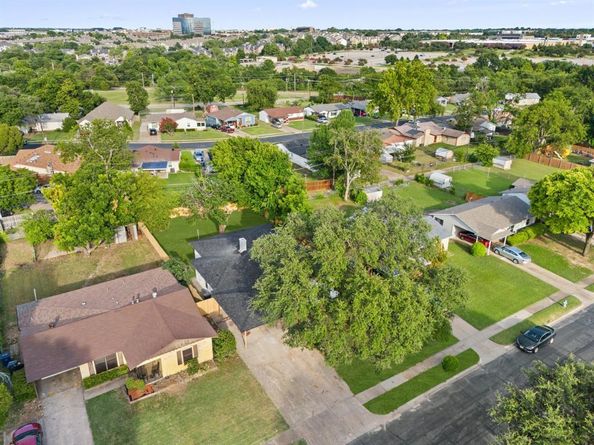 12436  Oberlin Drive , Dallas Texas 75243