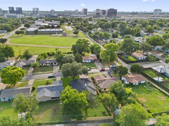 12436  Oberlin Drive , Dallas Texas 75243