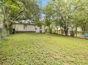 1612  Andrew Avenue , Fort Worth Texas 76105
