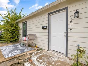 1612  Andrew Avenue , Fort Worth Texas 76105