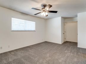 10211  Regal Oaks Drive  220, Dallas Texas 75230