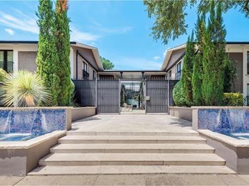 10211  Regal Oaks Drive 