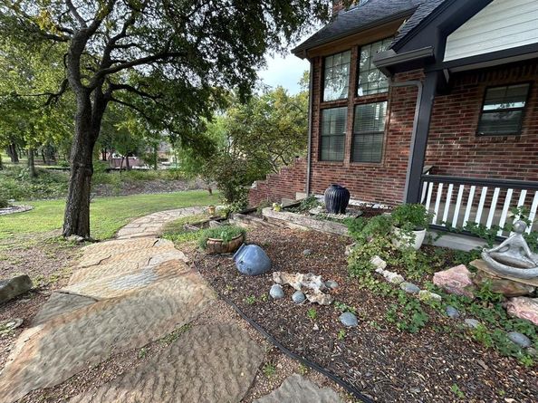 2460  Waterstone Drive , Cedar Hill Texas 75104