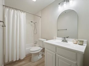 2905  Lakewood Drive , Denton Texas 76207
