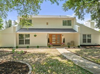 2905  Lakewood Drive 