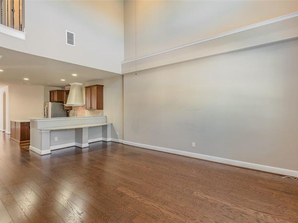 6912  Oeste Drive , Irving Texas 75039