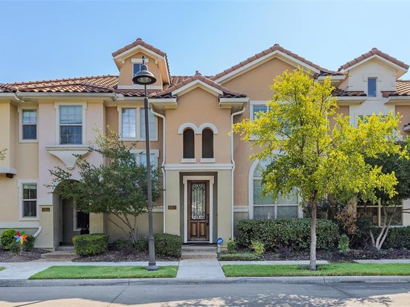 6912  Oeste Drive , Irving Texas 75039