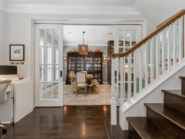 2226  City Market Lane , Dallas Texas 75201