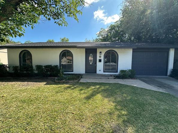 3913  Cambridge Drive , Garland Texas 75043