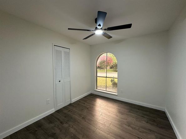 3913  Cambridge Drive , Garland Texas 75043