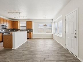 533  Crown Oaks Drive , Fort Worth Texas 76131