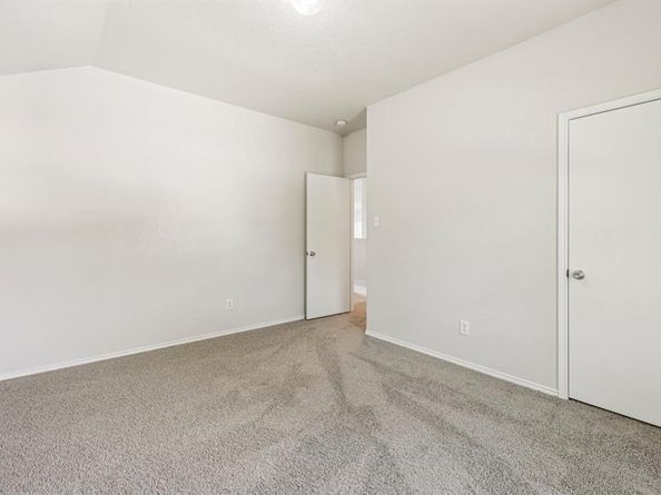 533  Crown Oaks Drive , Fort Worth Texas 76131