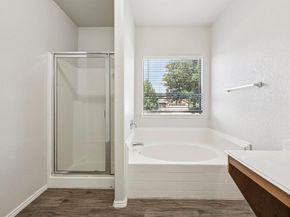 533  Crown Oaks Drive , Fort Worth Texas 76131