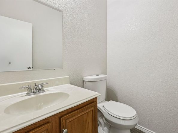533  Crown Oaks Drive , Fort Worth Texas 76131