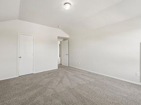 533  Crown Oaks Drive , Fort Worth Texas 76131