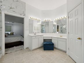 6320  Merritt Way Court , Arlington Texas 76018