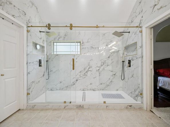 6320  Merritt Way Court , Arlington Texas 76018