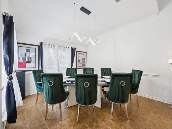 6320  Merritt Way Court , Arlington Texas 76018