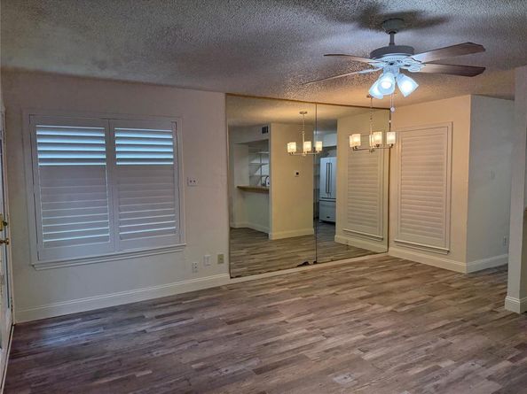 9807  Walnut Street  107, Dallas Texas 75243