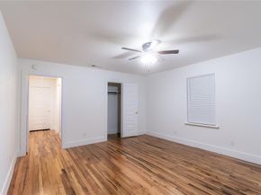 2723  Bethurum Avenue , Dallas Texas 75215