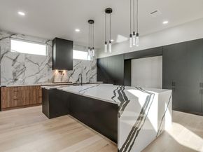 6301  Tiffany Oaks Lane , Arlington Texas 76016