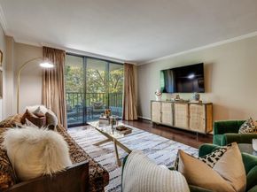 3621  Turtle Creek Boulevard  2L, Dallas Texas 75219