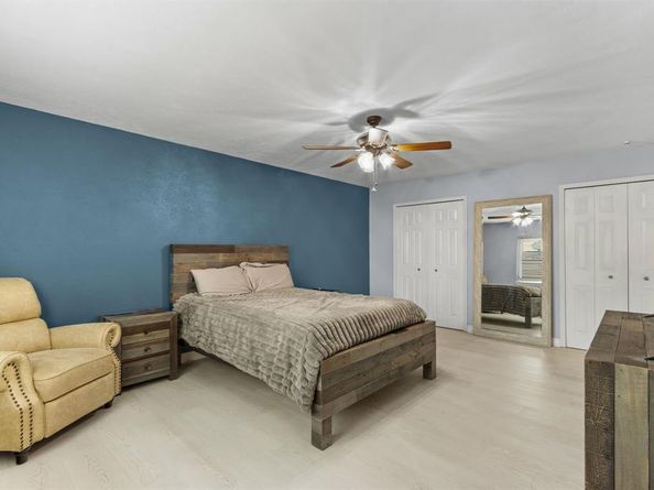 2113  Victoria Road , Carrollton Texas 75007