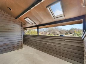 714  Oakwood Trail , Fort Worth Texas 76112