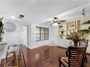 714  Oakwood Trail , Fort Worth Texas 76112