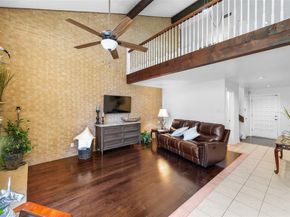 714  Oakwood Trail , Fort Worth Texas 76112