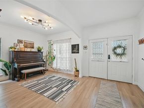 1828  Brown Thrasher Boulevard , Savannah Texas 76227