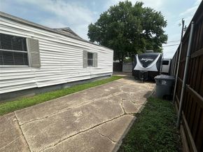 4702 W University Boulevard , Dallas Texas 75209