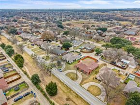 801 S Parks Drive , DeSoto Texas 75115