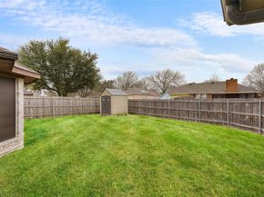 801 S Parks Drive , DeSoto Texas 75115
