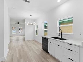 933 E Ramsey Avenue , Fort Worth Texas 76104