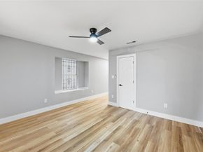 2914  Midway Plaza Boulevard , Dallas Texas 75241