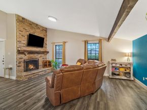 3418  Meadow Oaks Drive , Garland Texas 75043