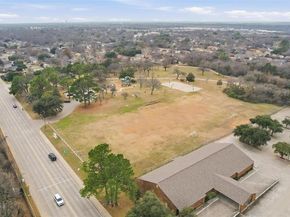 3910  Firethorn Drive , Arlington Texas 76017