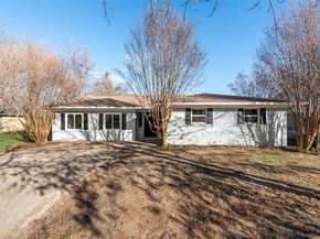 1910  Wildwood Drive , Grand Prairie Texas 75050