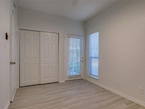 3105  San Jacinto Street  104, Dallas Texas 75204